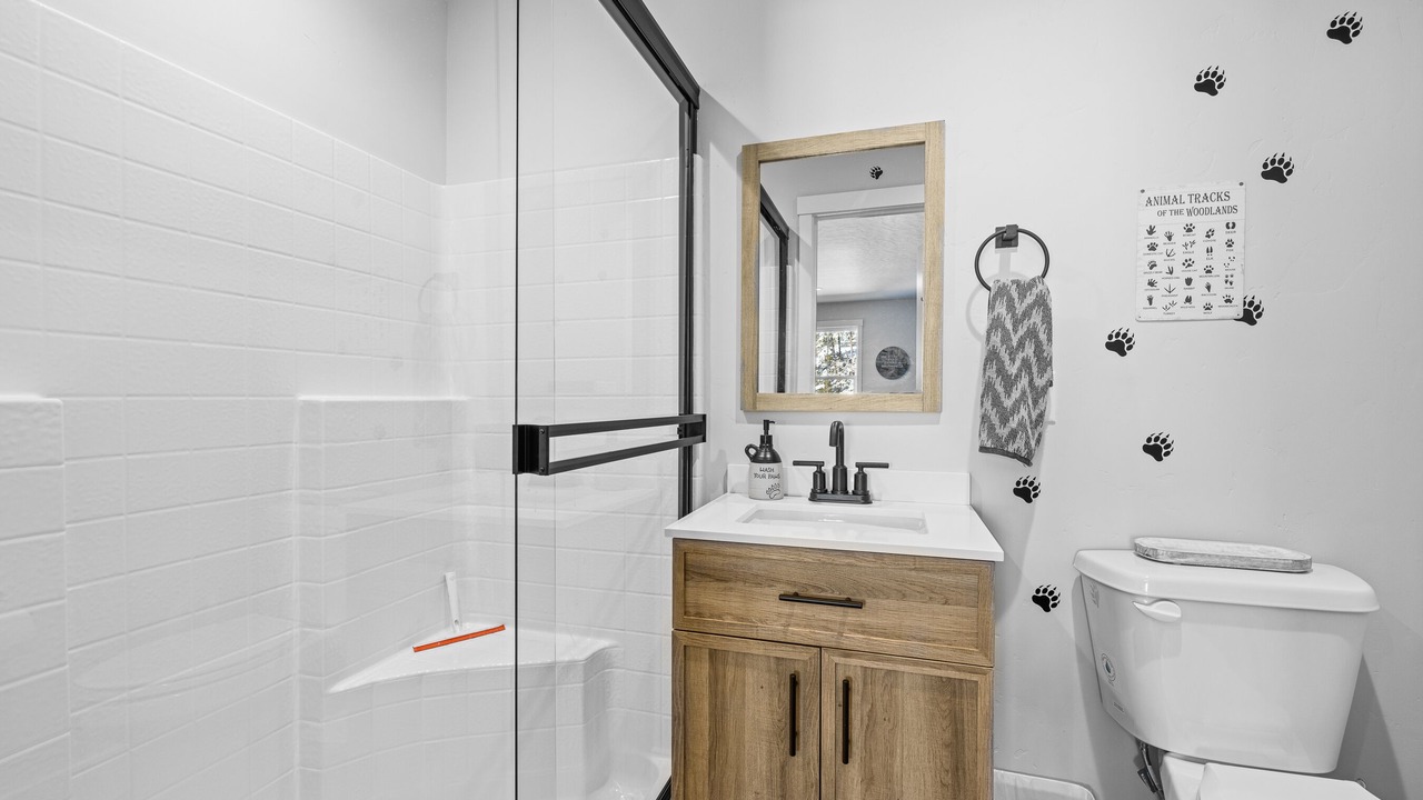 Photo of Bathroom in Cascade