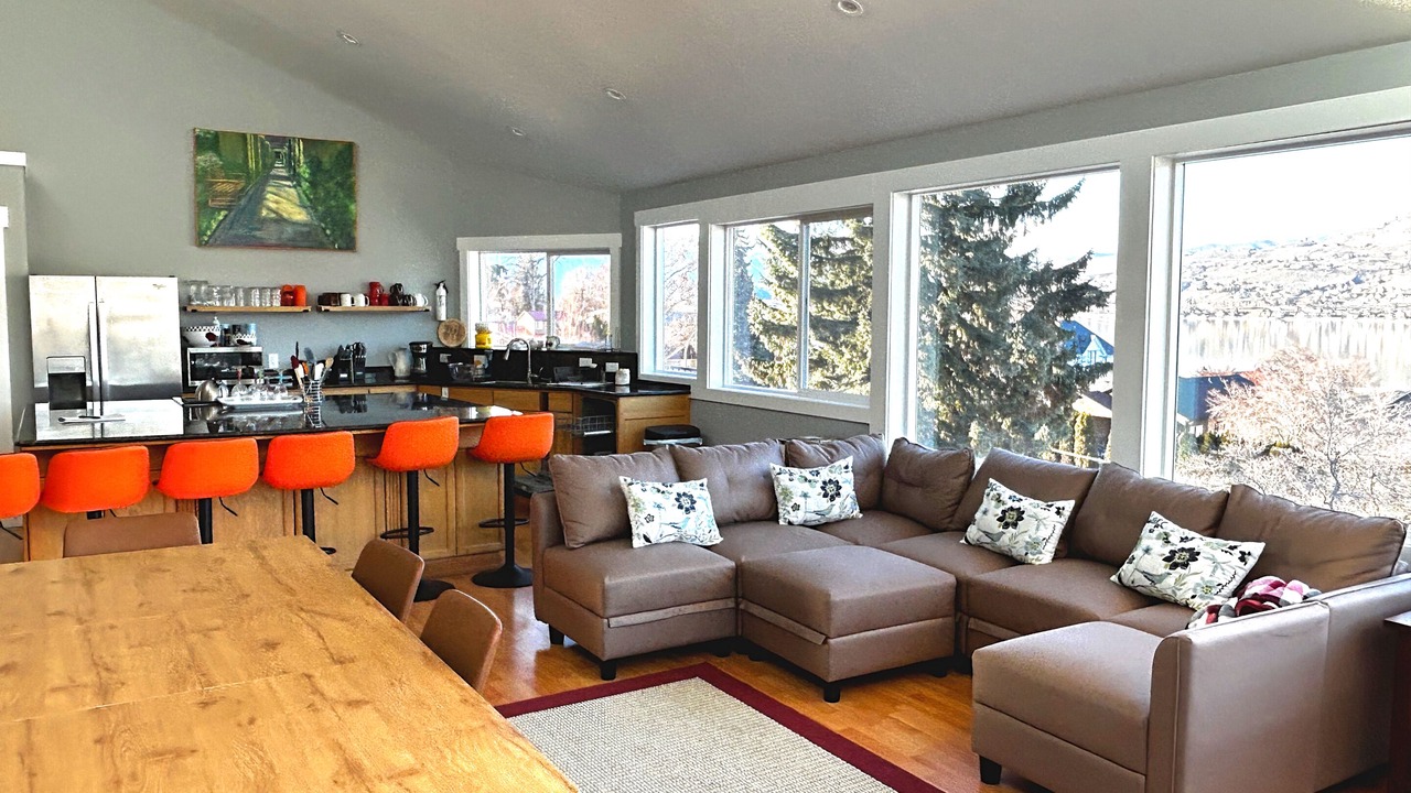 Photo of Livingroom in Chelan