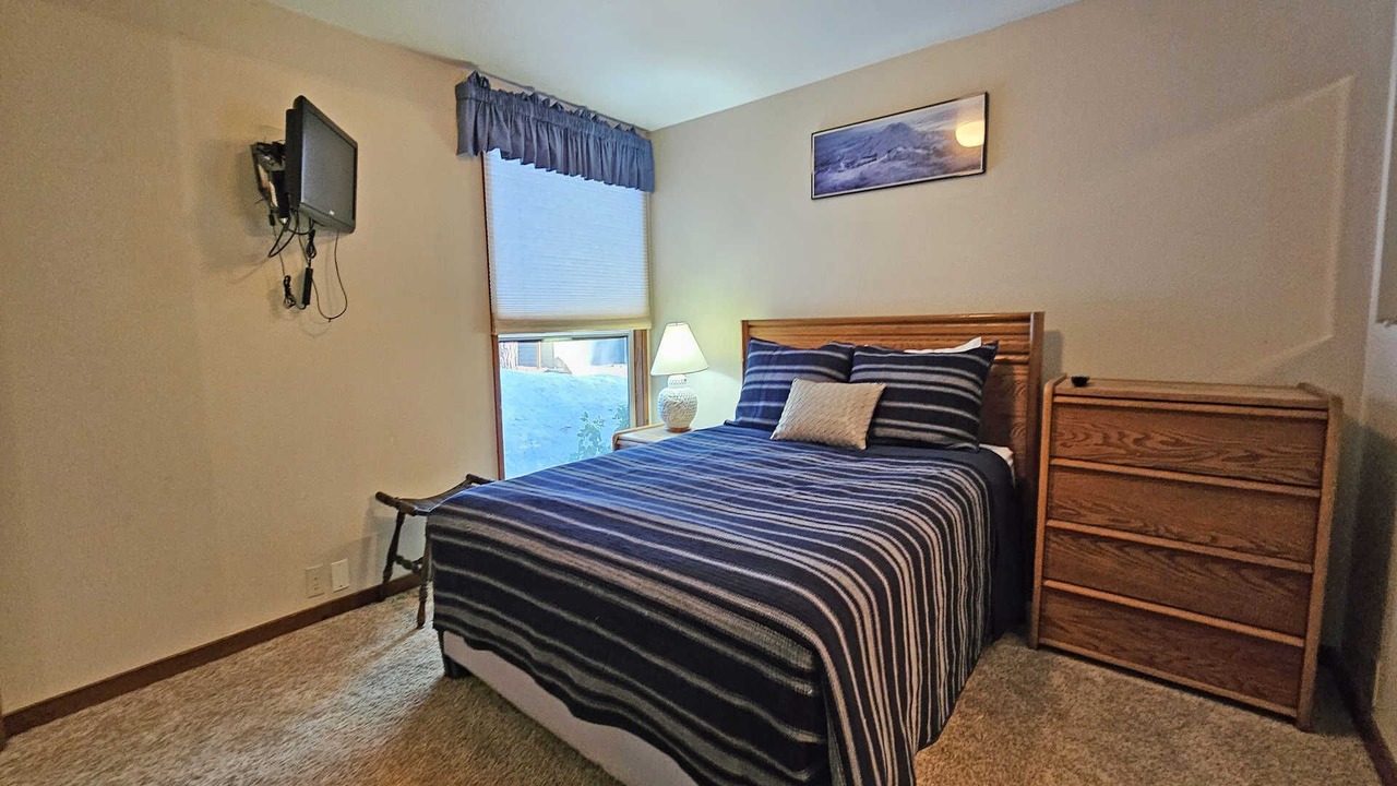 Photo of Bedroom in Overlook Park