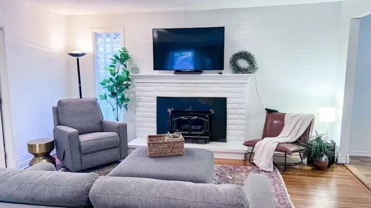 Photo of Livingroom in Kirkland