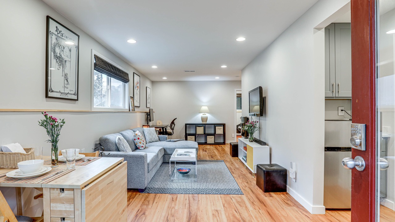 Photo of Livingroom in Licton Springs