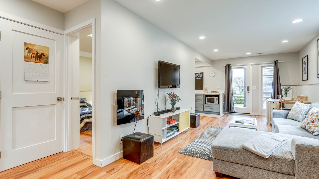 Photo of Livingroom in Licton Springs
