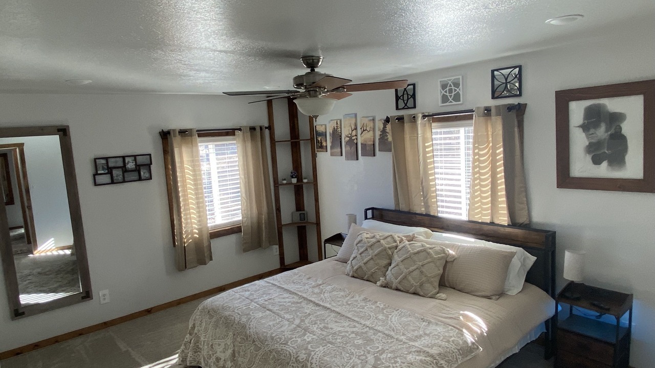 Photo of Bedroom in Mammoth Creek