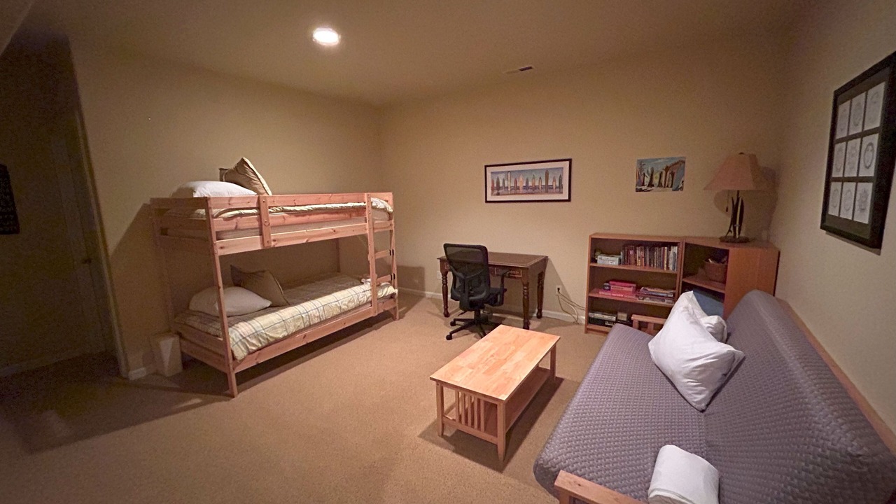 Photo of Bedroom in Quincy