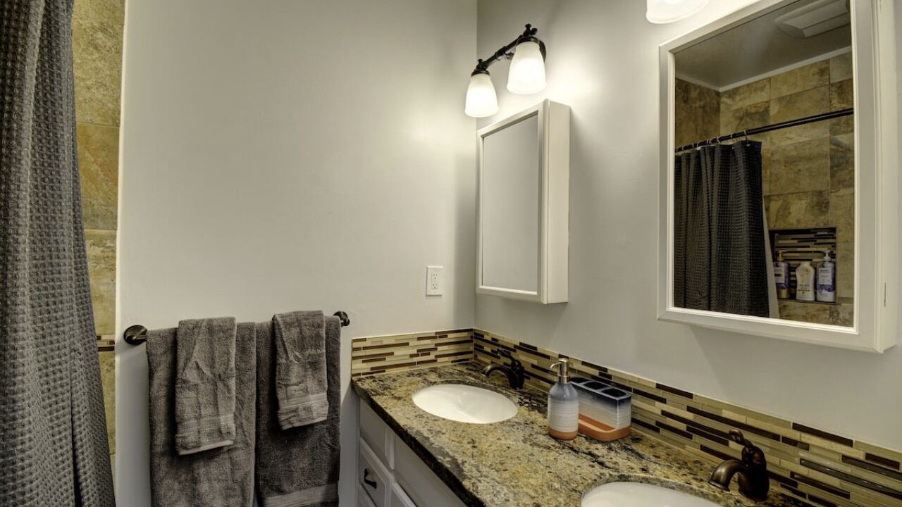 Photo of Bathroom in West End