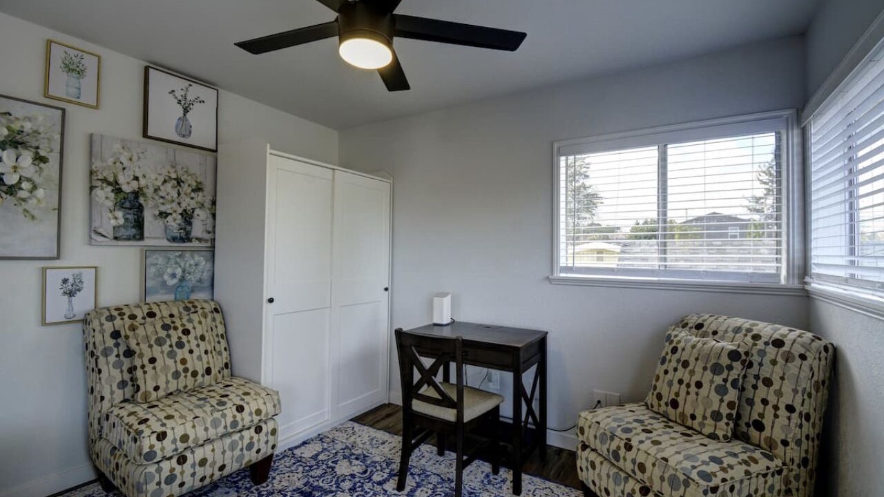 Photo of Livingroom in West End