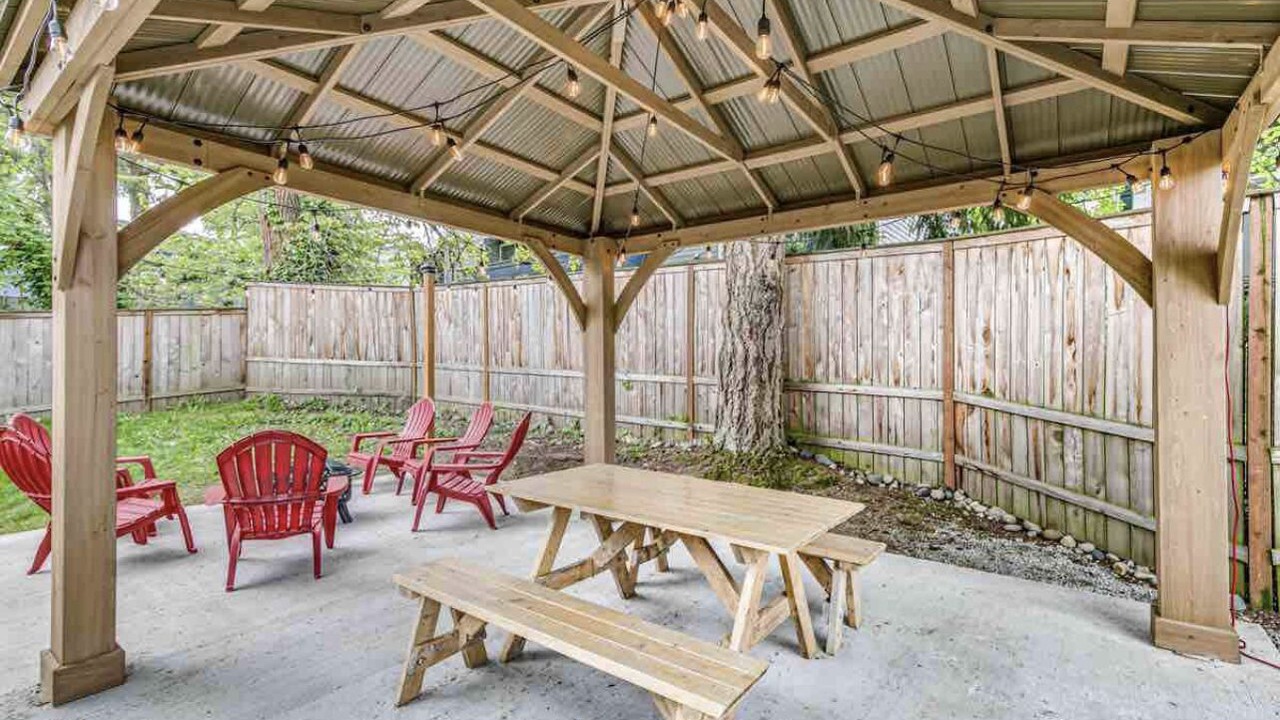 Photo of Outdoor in West End