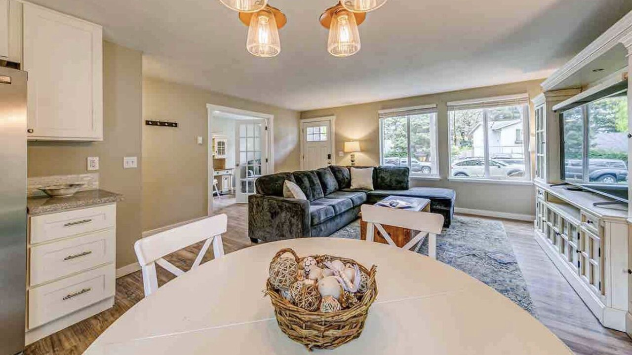 Photo of Livingroom in West End