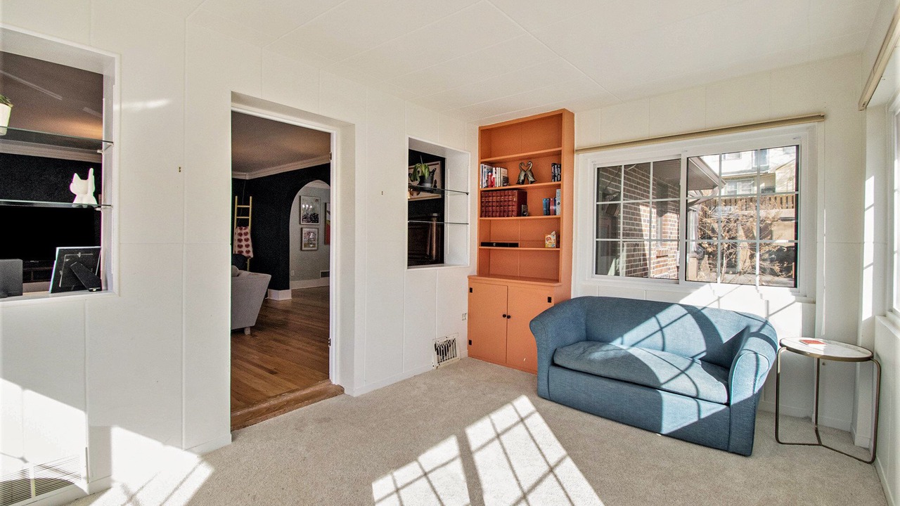 Photo of Livingroom in Morton Meadows