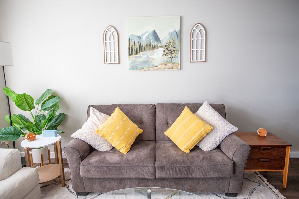 Photo of Livingroom in Southwest Ada County Alliance