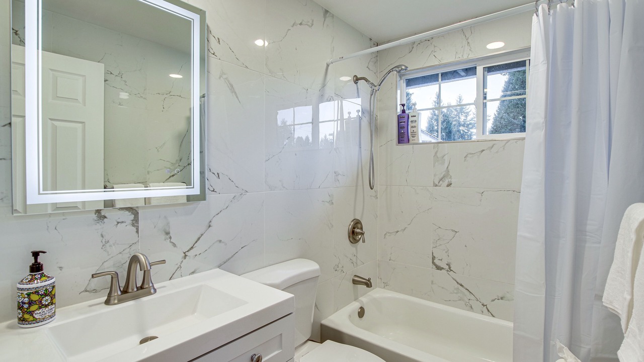 Photo of Bathroom in Kingsgate