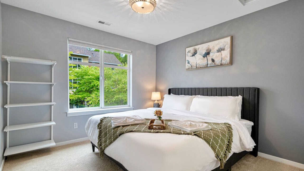 Photo of Bedroom in Issaquah