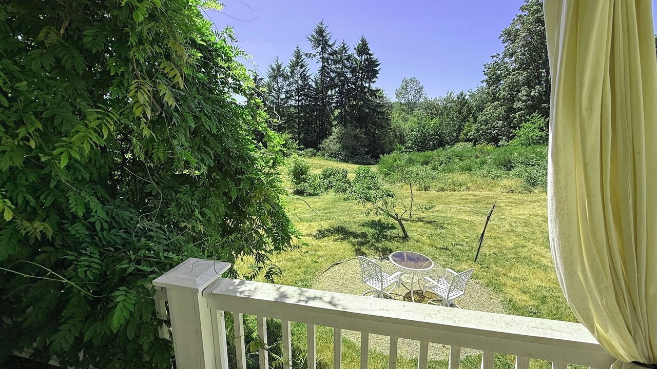 Photo of Outdoor in Rollingbay