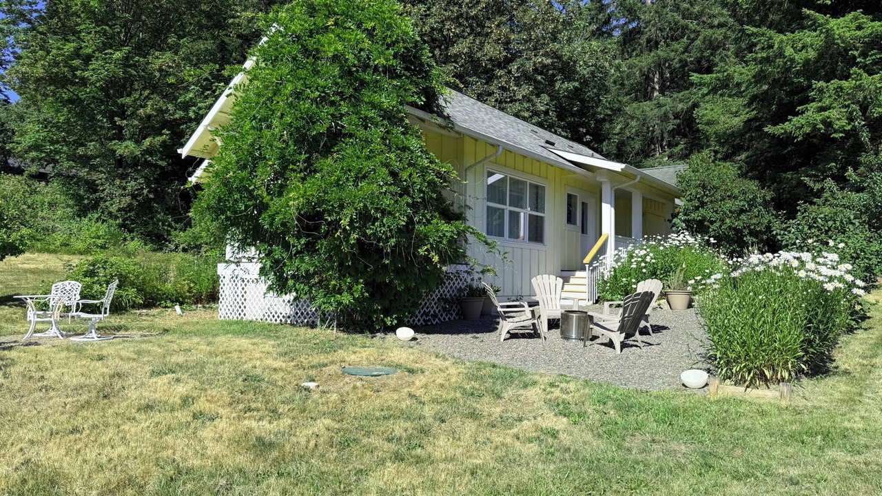 Photo of Others in Rollingbay