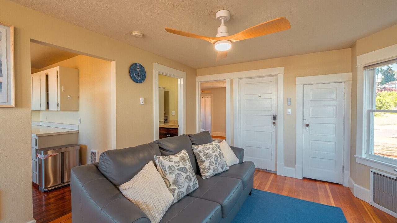 Photo of Livingroom in Old Town