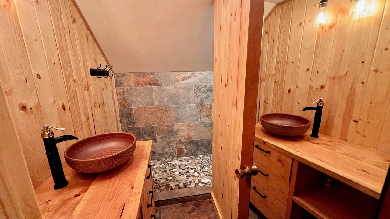 Photo of Bathroom in Sandpoint