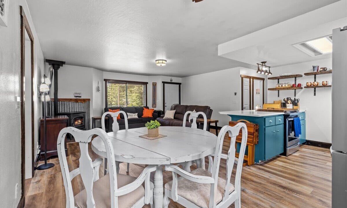 Photo of Bedroom in Spirit Lake