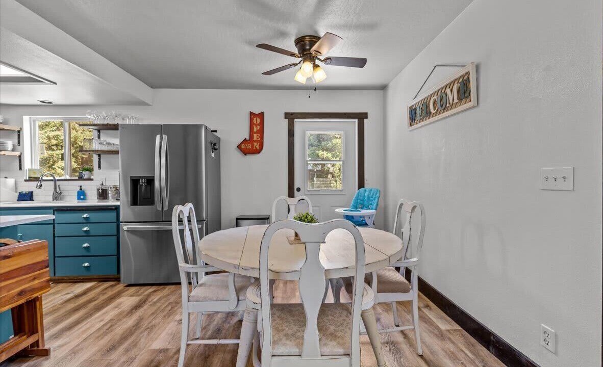 Photo of Livingroom in Spirit Lake