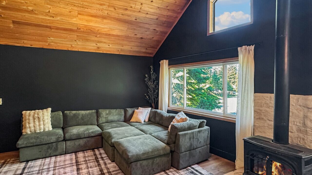 Photo of Livingroom in McCall