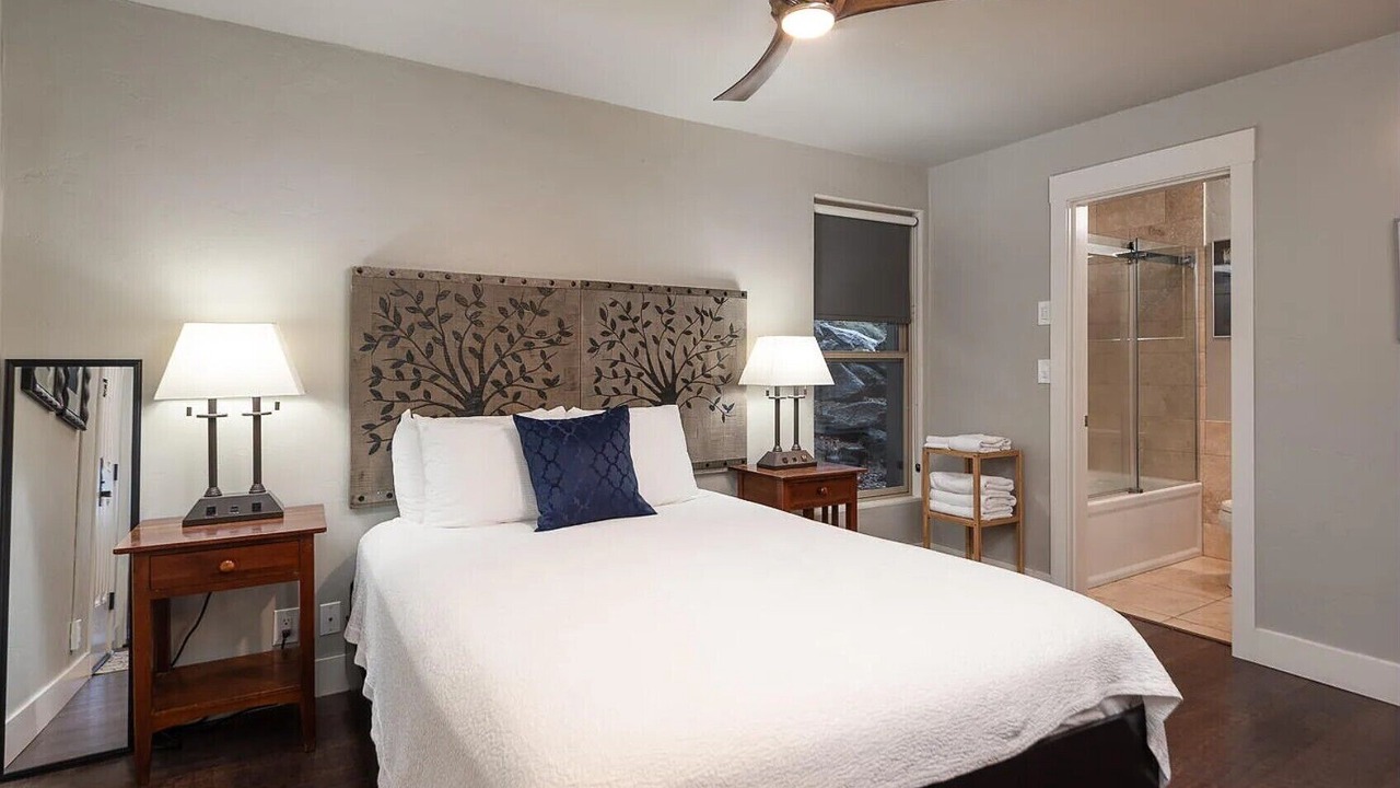 Photo of Bedroom in Bend