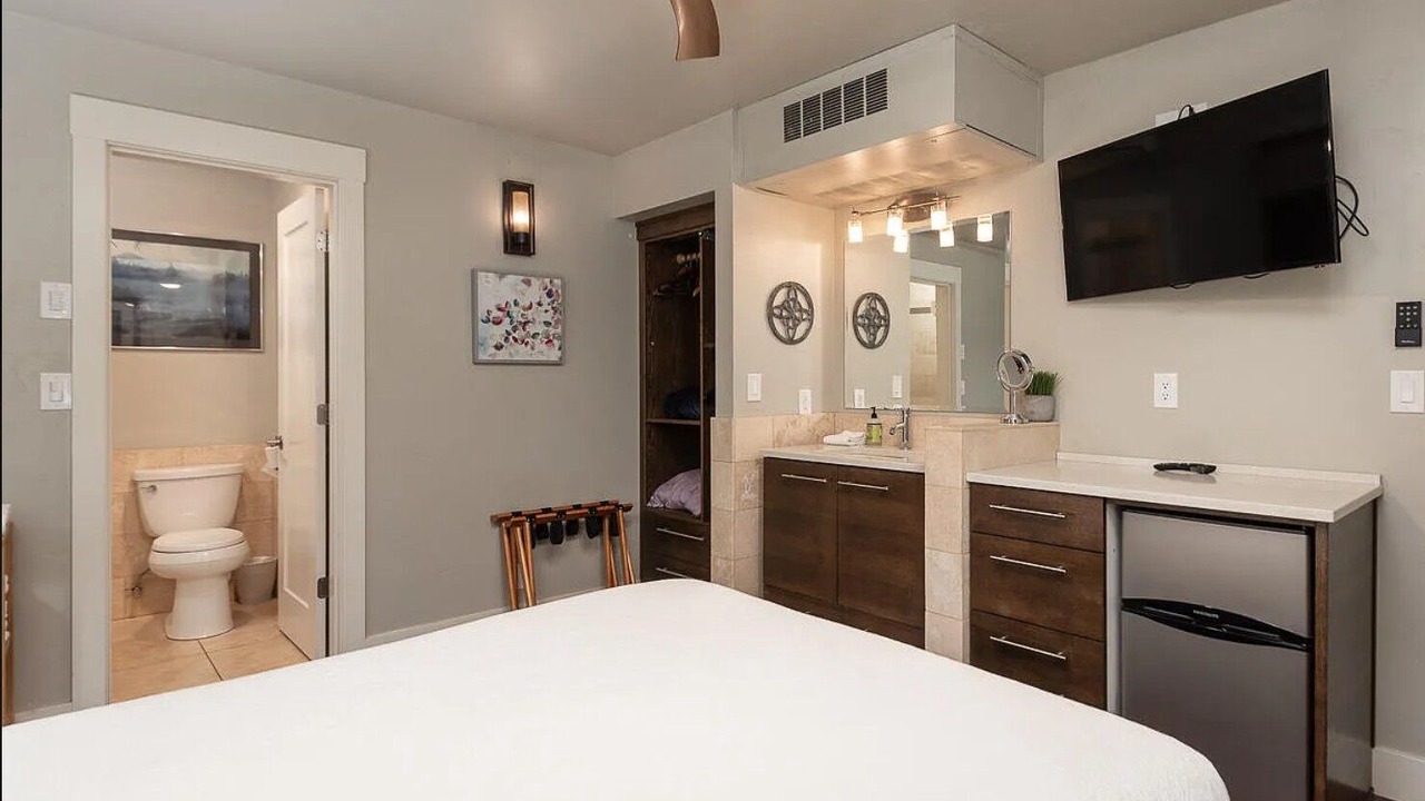 Photo of Bedroom in Bend
