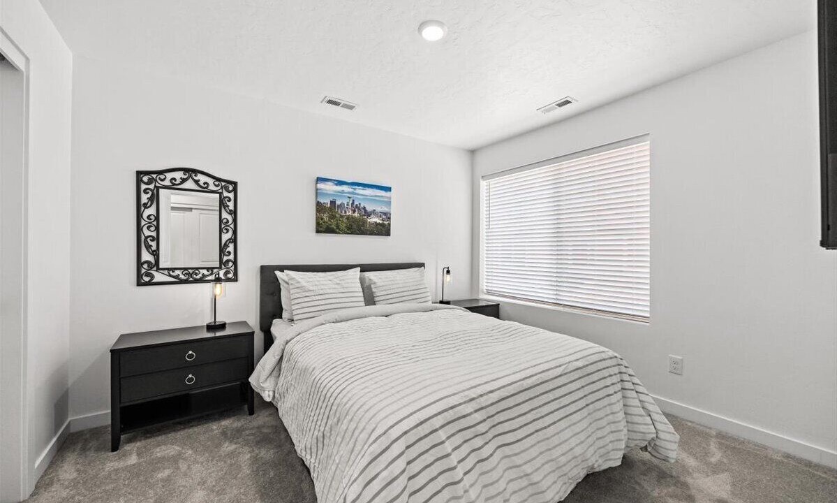 Photo of Bedroom in Eagle