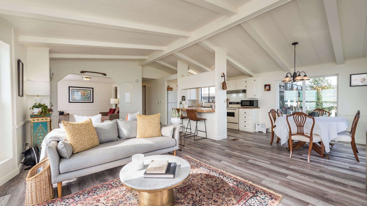 Photo of Livingroom in Sequim