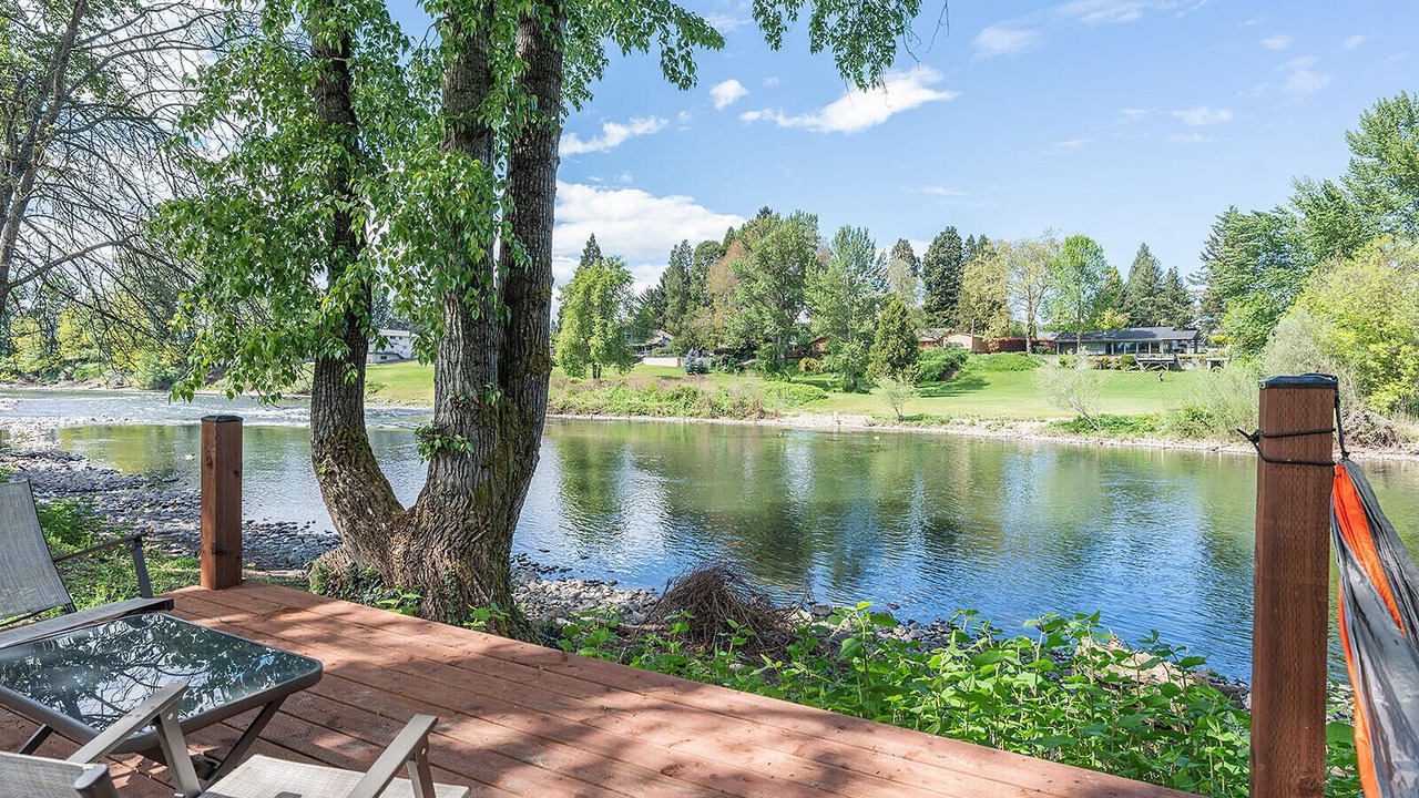 Photo of Others in Grants Pass