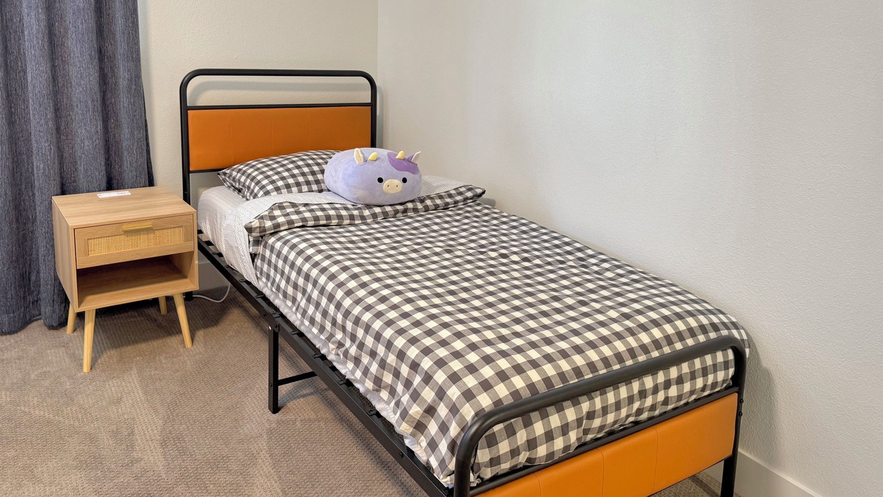 Photo of Bedroom in SeaTac