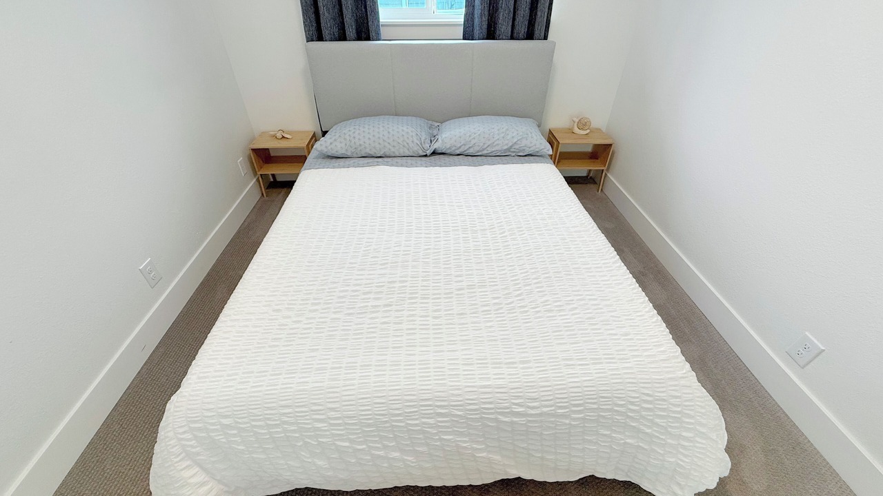 Photo of Bedroom in SeaTac