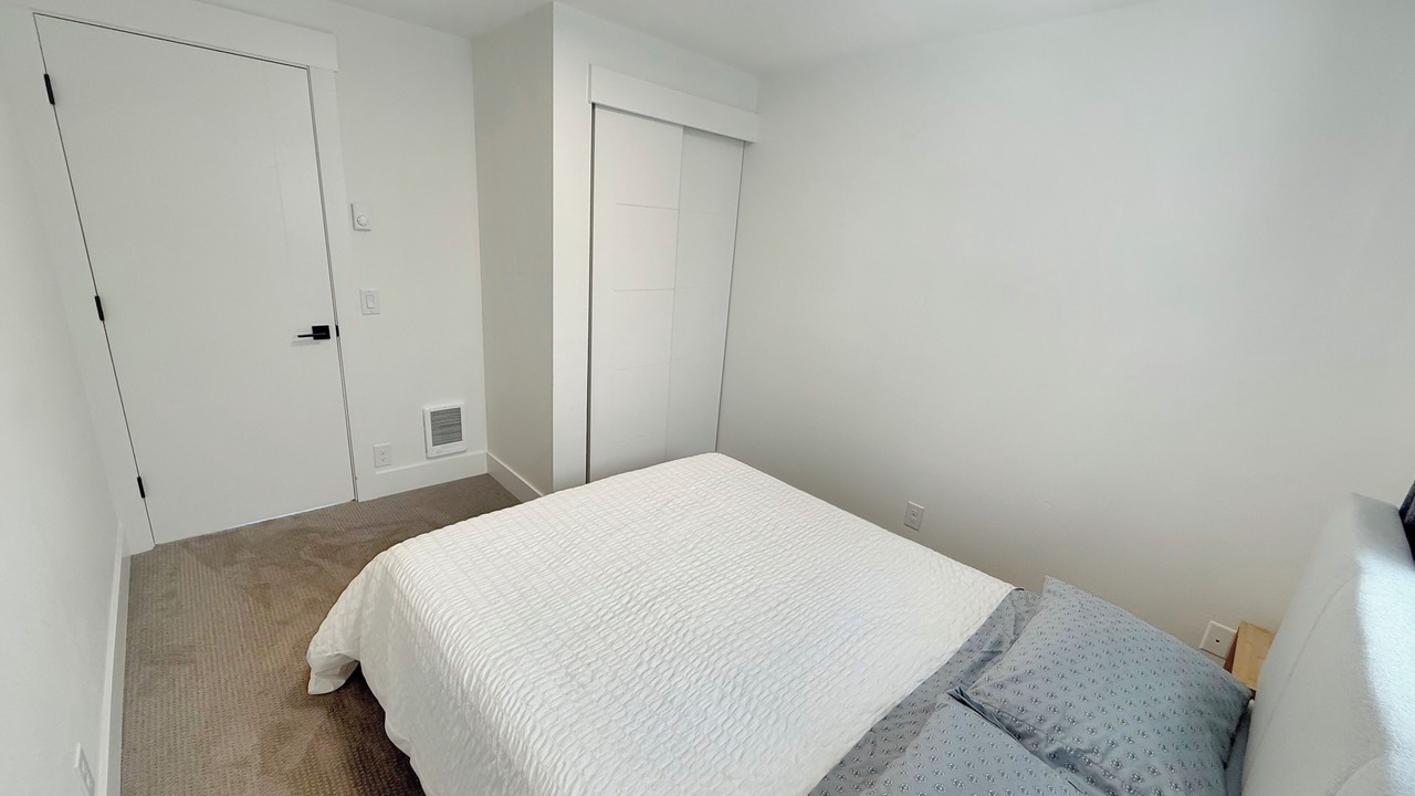 Photo of Bedroom in SeaTac