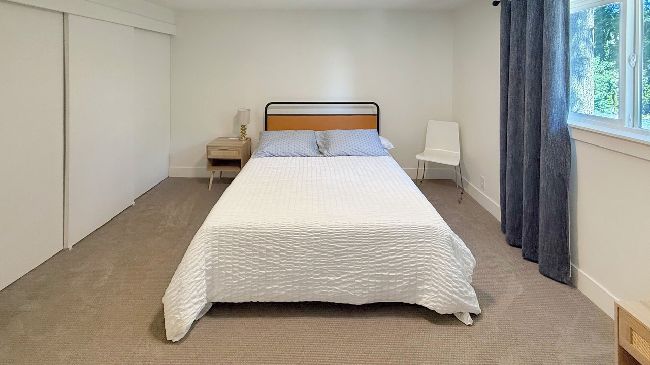 Photo of Bedroom in SeaTac