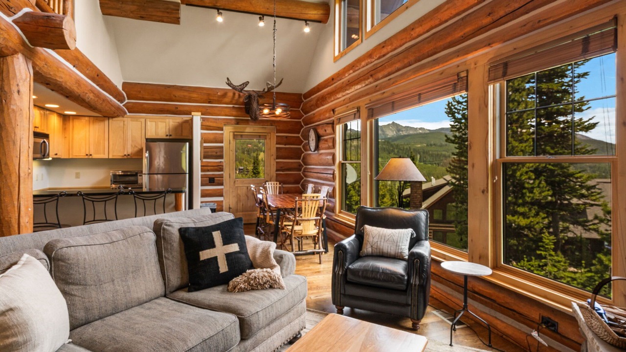 Photo of Livingroom in Powder Ridge