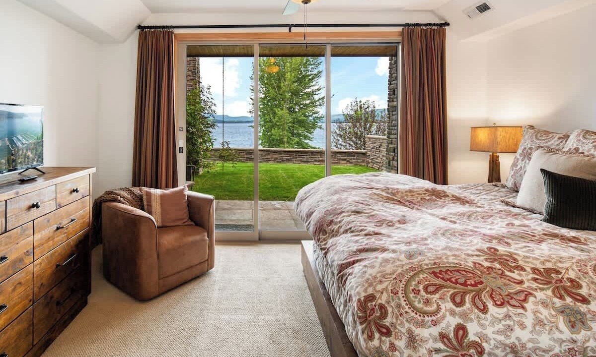 Photo of Bedroom in Ponder Point