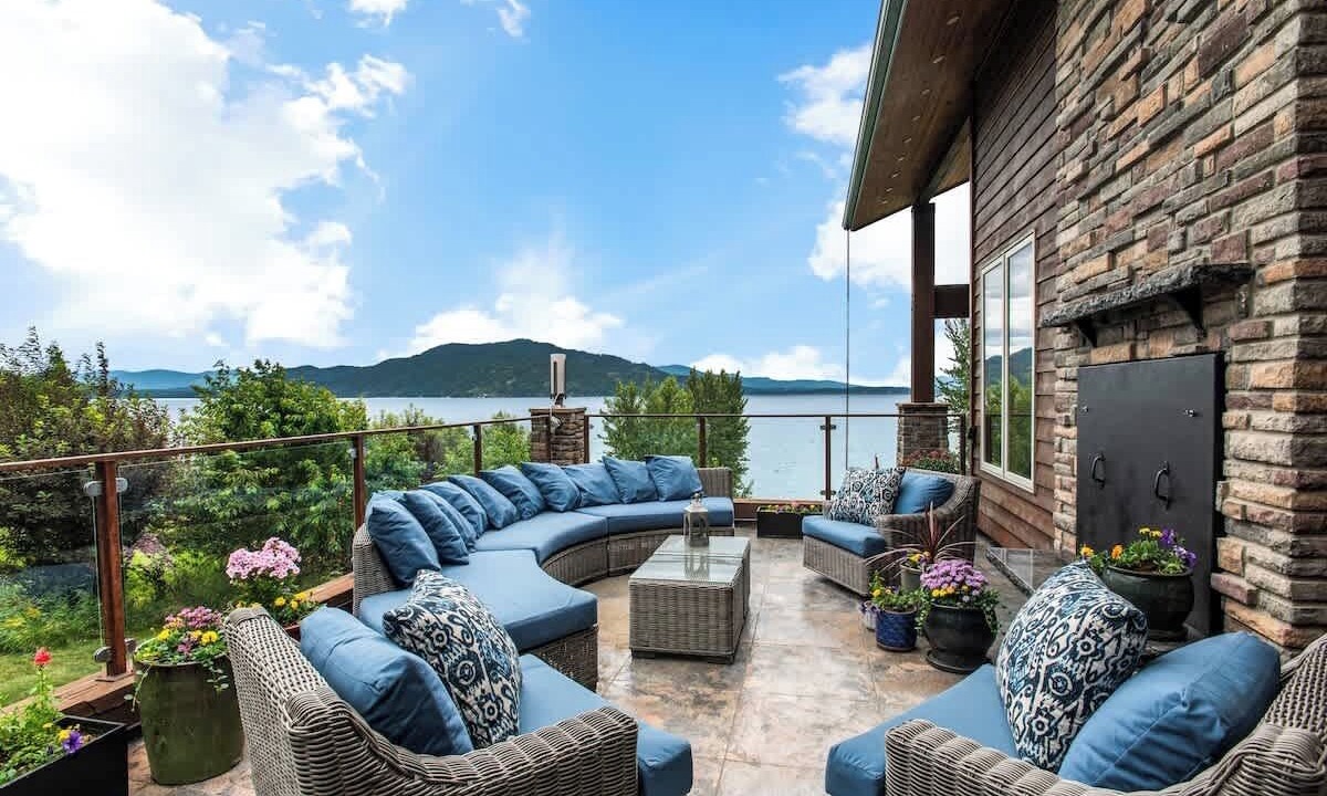 Photo of Patio Balcony in Ponder Point
