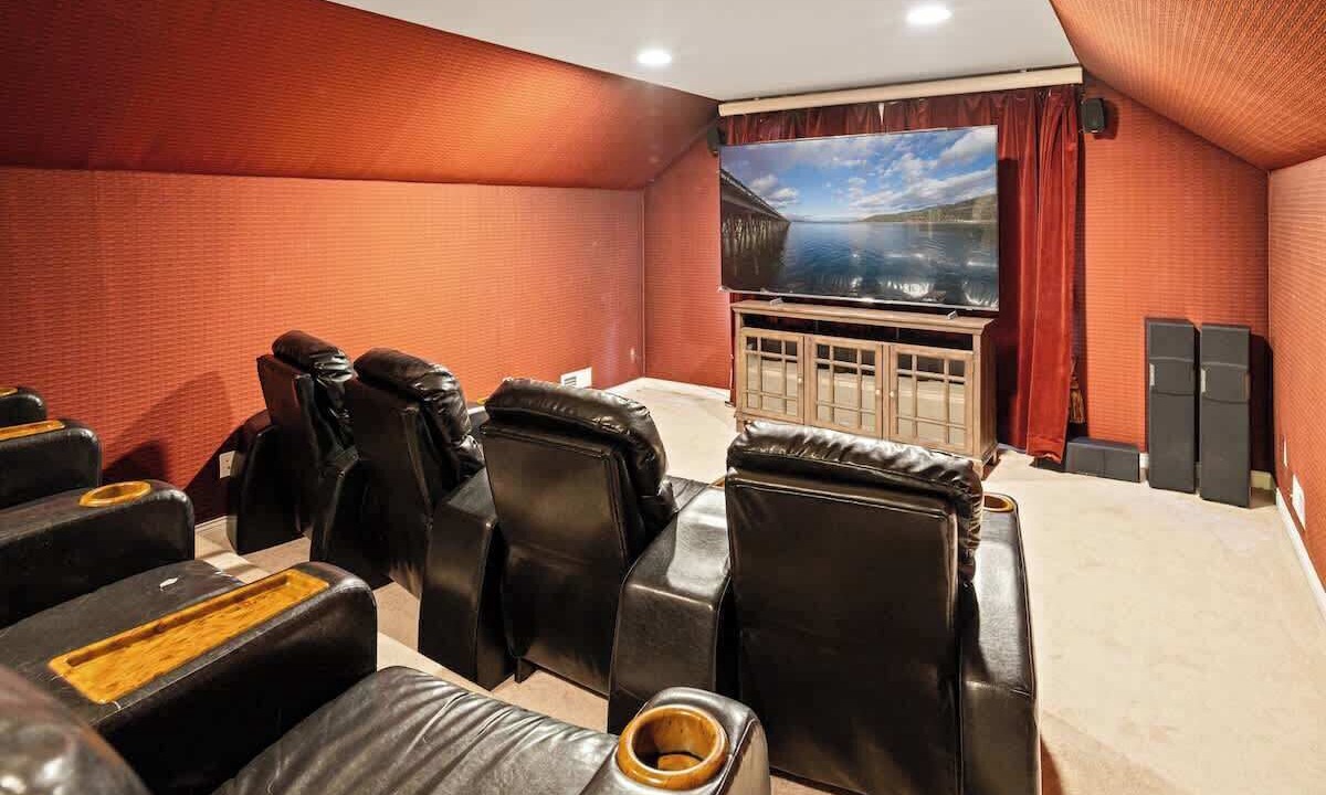 Photo of Bedroom in Ponder Point