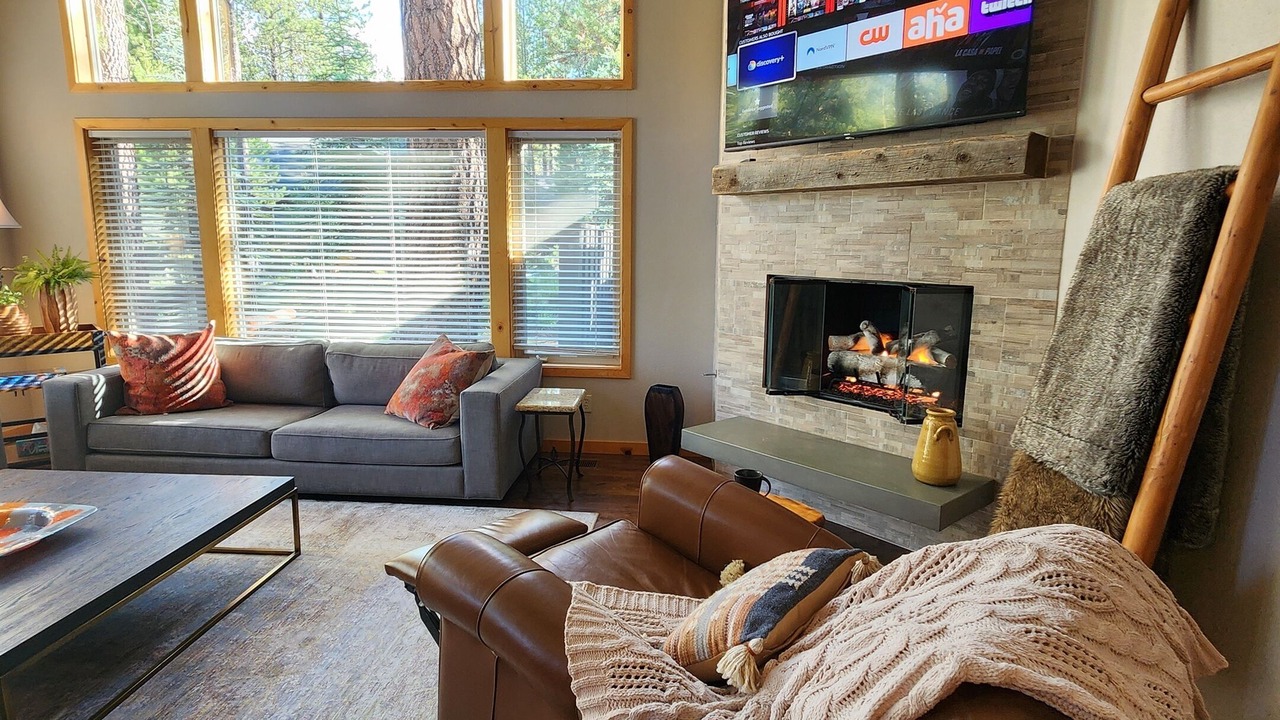 Photo of Livingroom in Sunriver