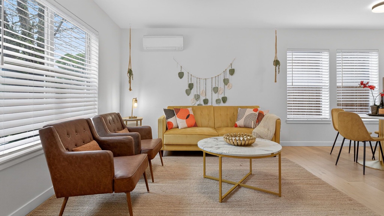 Photo of Livingroom in Alberta Arts District