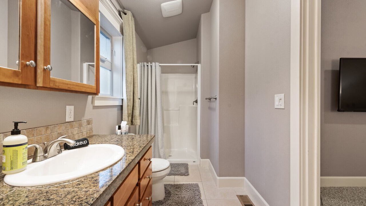 Photo of Bathroom in Baker City
