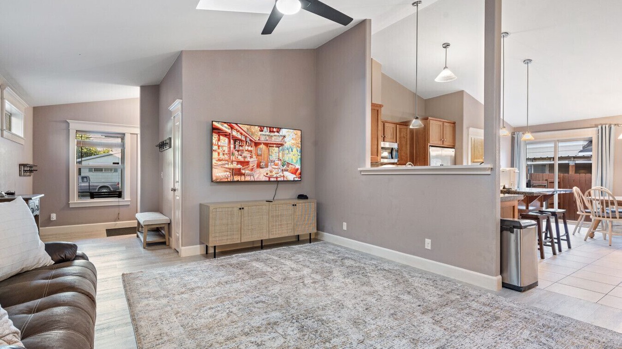 Photo of Bedroom in Baker City