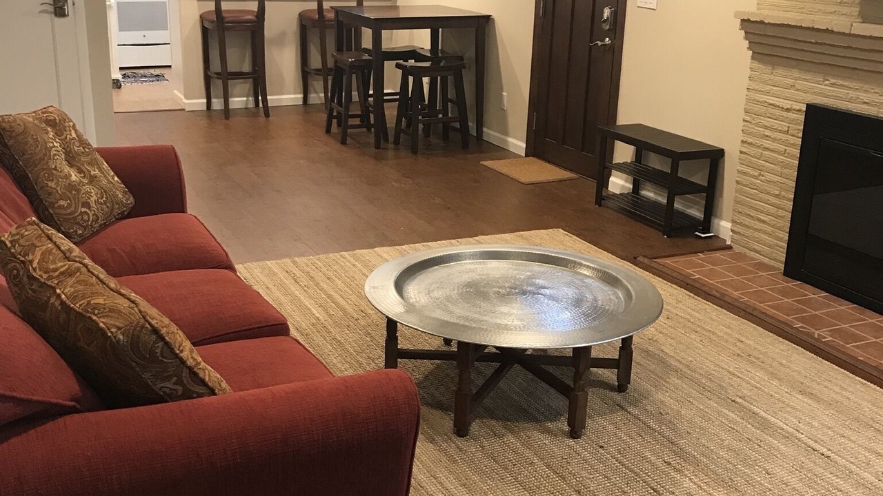 Photo of Livingroom in Victory Heights