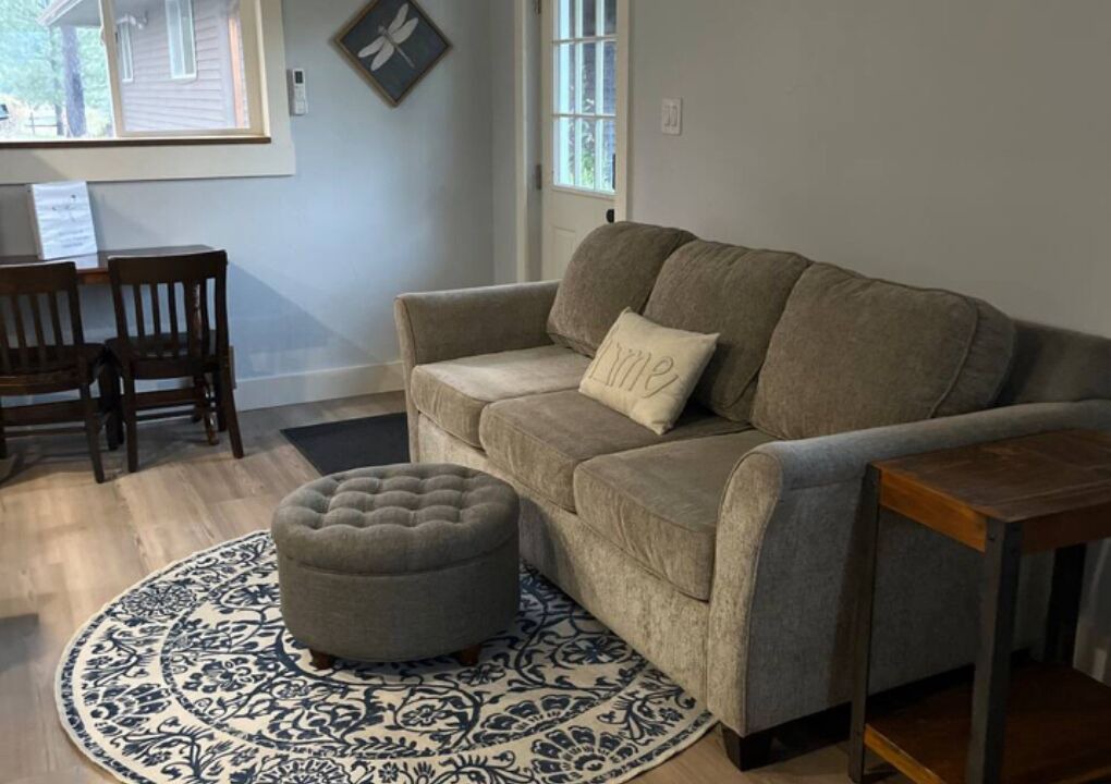 Photo of Livingroom in Cheney