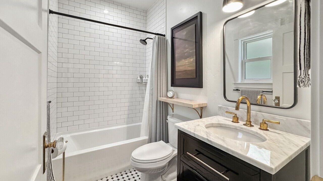 Photo of Bathroom in North End