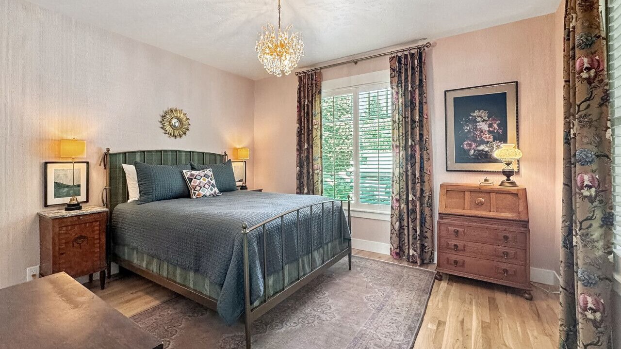 Photo of Bedroom in North End