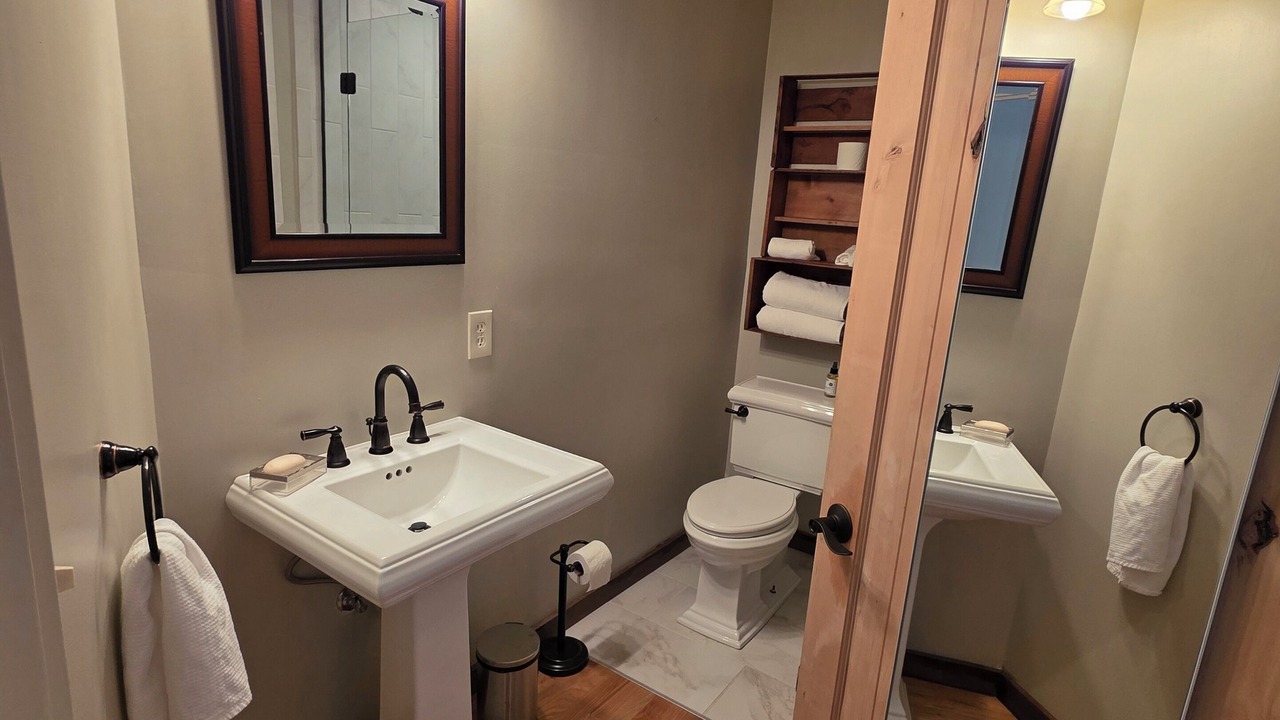 Photo of Bathroom in Seahurst