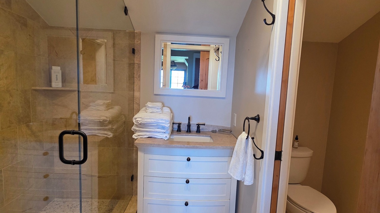 Photo of Bathroom in Seahurst