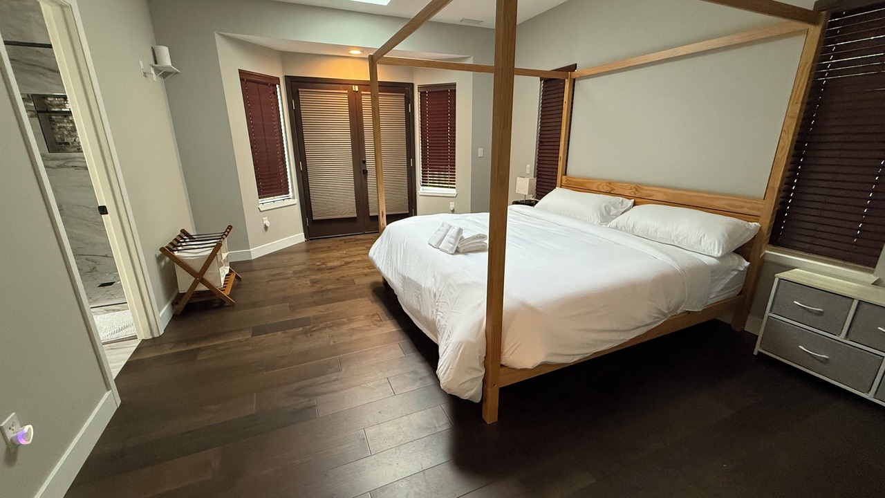 Photo of Bedroom in Edgewood