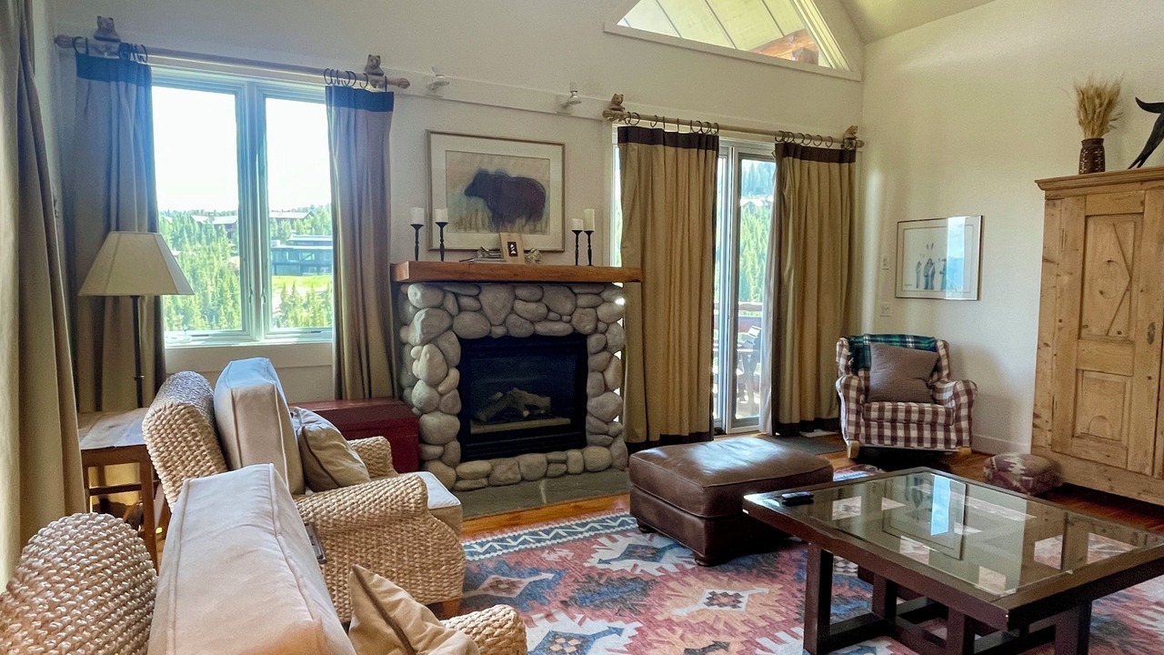 Photo of Bedroom in Saddle Ridge