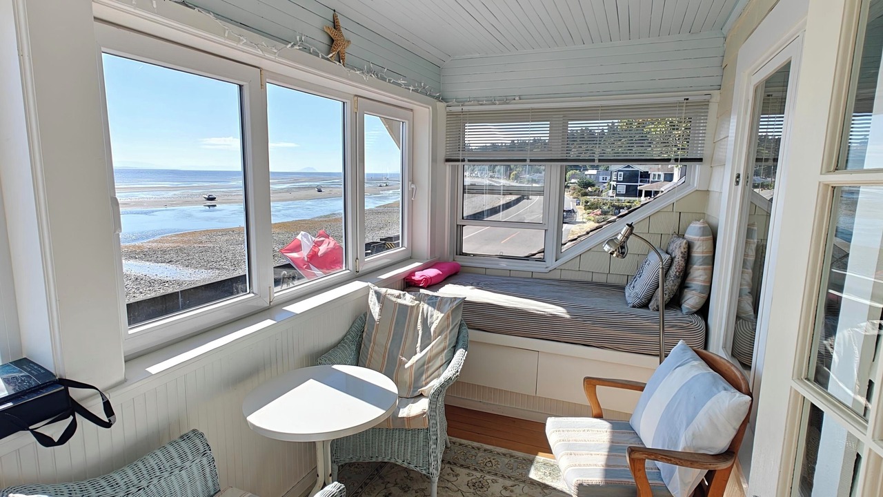 Photo of Others in Point Roberts