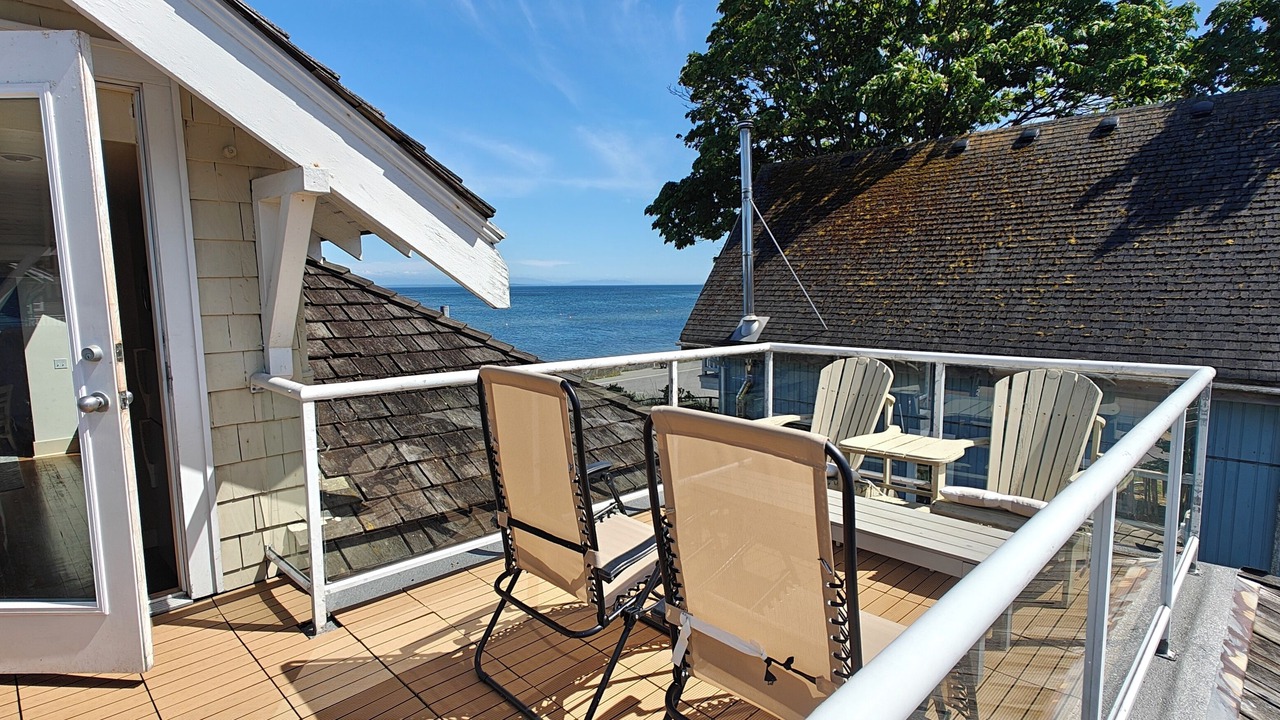 Photo of Patio Balcony in Point Roberts